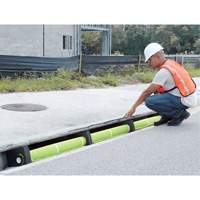 Ultra-Curb Guard Plus&reg; Storm Drain Filter, Oil & Sediment, 36" L x 4" W - Ultratech 9248
