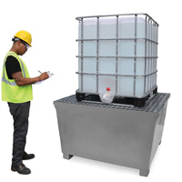 Ultra-IBC Spill Pallet en acier, Capacit&eacute; de d&eacute;versement 370 gal. US, 57,6" x 34,7" x 56,9" - Ultratech 1184