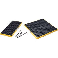 Ultra-Spill Deck 4 barils, Capacit&eacute; de d&eacute;versement 35 gal. US, 54,5" x 54,5" x 4,3" - Ultratech 2223