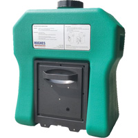 Poste de douche oculaire portable autonome, Aliment&eacute; par gravit&eacute;, Capacit&eacute; 16 gal., Conformit&eacute; ANSI Z358.1 - Hughes 16GFEW