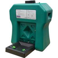 Poste de douche oculaire portable autonome, Aliment&eacute; par gravit&eacute;, Capacit&eacute; 16 gal., Conformit&eacute; ANSI Z358.1 - Hughes 16GFEW
