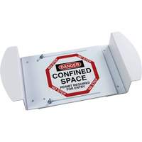 Panneau pour trou d'homme "Danger Confined Space Permit Required For Entry", 21" x 30", Polystyr&egrave;ne, Anglais - Brady 43747