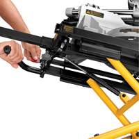 Heavy-Duty Rolling Mitre Saw Stand - DEWALT DWX726
