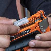 Agrafeuse pour c&acirc;blage libre, Agrafes 5/16"/1/4"/11/32" - Klein Tools 450-100