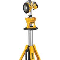 Lampe sans fil sur tr&eacute;pied 20V Max, DEL, 3000 lumens, Boîtier en Plastique - DEWALT DCL079B