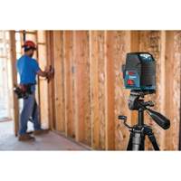 Niveau laser &agrave; lignes crois&eacute;es auto-nivelant avec points daplomb - Bosch GCL 2-160