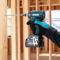 Tournevis &agrave; chocs 1/4" sans balai XGT (outil seulement), 1/4", 2040 lb-po Couple max., 40 V, Lithium-ion - Makita TD004GZ
