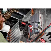 Tournevis de pr&eacute;cision 4-en-1 &agrave; embouts multiples avec porte-embout de 1/4", 5-3/4" lo, Prise Coussin&eacute;e - Milwaukee 48-22-2930