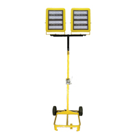 Chariot d'&eacute;clairage &agrave; deux t&ecirc;tes avec treuil, DEL, 400 W, 60 000 lumens, Boîtier en Aluminium - Lind Equipment LE980LED-CART-TD-W