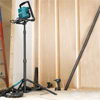 Portable Tripod for LED Floodlight - Makita GM00002283