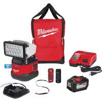 Ensemble d'&eacute;clairage orientable polyvalent &agrave; t&eacute;l&eacute;commande, DEL, 4250 lumens - Milwaukee 2123-21HD